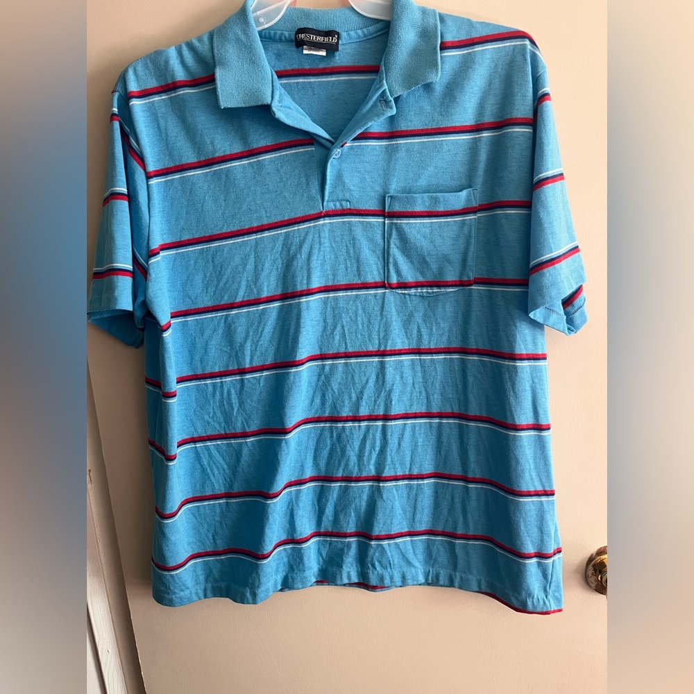 Blue and red collar men’s shirt